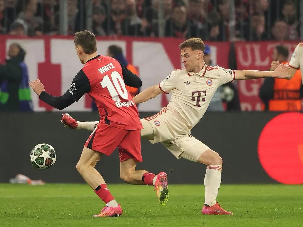 阿贾克斯客场不敌巴塞罗那