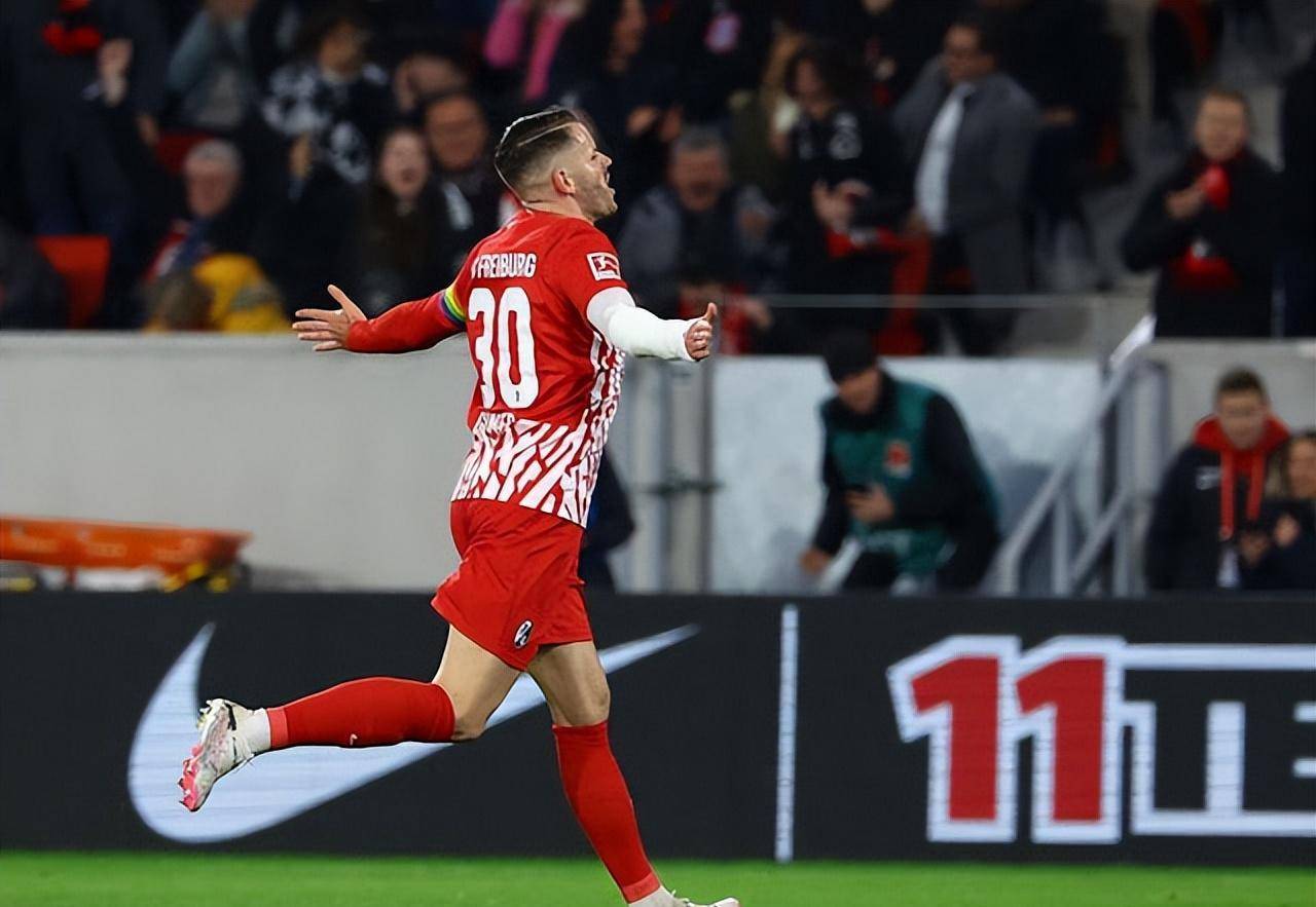 弗赖堡击败对手，升至联赛前列的简单介绍