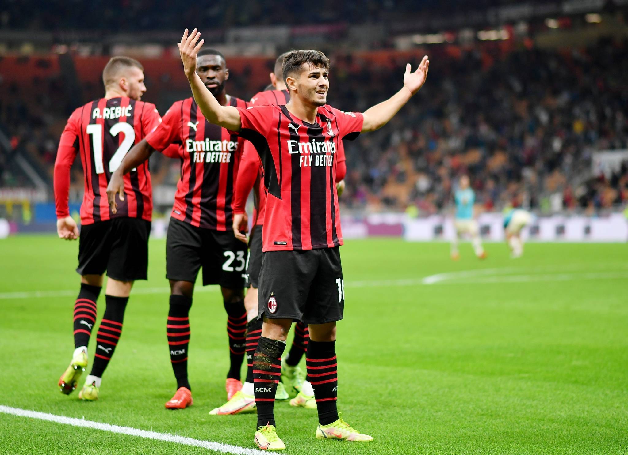 AC米兰摆脱颓势，欧冠前途一片光明的简单介绍